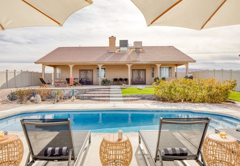Lainnya Salton by Avantstay Luxury Desert Estate w/ A Gorgeous Interior, Pool, Patio & Ping Pong!
