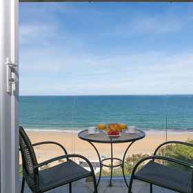 Primary image1Ivory,Deviock飯店