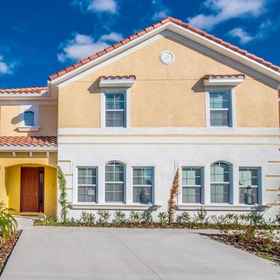 Primary image 1 레드어닝의 놀라운 4베드룸 리조트 타운홈, 스플래시 풀-4686td, 폴크 카운티 호텔