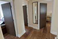 Others Spacious 3 Bedroom Apartment Near Camden With Balcony