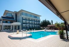 Lain-lain 2 LAKE LİFE HOTEL