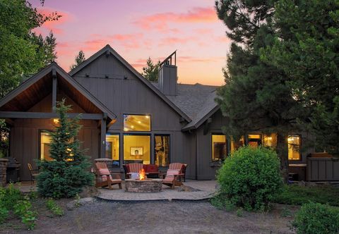 其他 Klamath by Avantstay Gorgeous Mountain Home w/ Fire Pit, Spa & Lake Views
