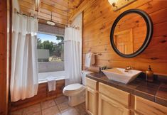 其他 6 Tennessee Blue by Avantstayheart of Pigeon Forge!