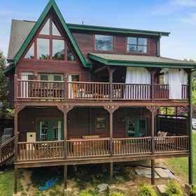 Primary image 1 Tennessee Blue by Avantstayheart of Pigeon Forge!, Pigeon Forge Hotels