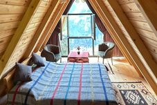 기타 ELVA BUNGALOV