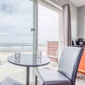 ห้องพัก1Nantucket Inn 1 5 Combo,Roads End State Recreation Site飯店