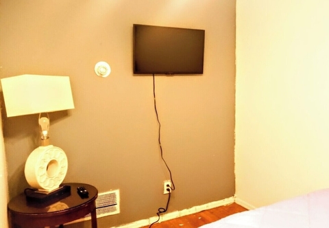 อื่นๆ Cozy Bedroom Close to Downtown