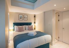 Others 3 Fitzrovia by Viridian Apartments