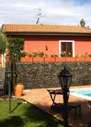 ห้องพัก Papavero Rosso - Villa at the Foot of Mount Etna With Private Pool