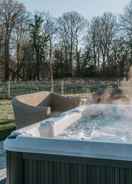 ห้องพัก Hayward House Hot Tub Large Garden