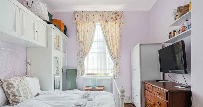Others Charming one Bedroom Flat Near Maida Vale by Underthedoormat