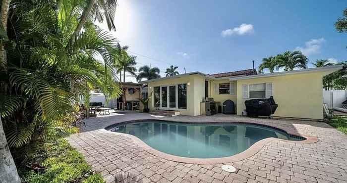 Others Tropical Oasis Fantastic 4 BD 3 BTH Home