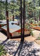 Imej utama South Tahoe Rustic Home! Sleeps Over 10! 5 Bedroom Home by Redawning