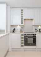 ครัวส่วนตัว Altido Splendid 2 Bed Apartment Close To Vauxhall Tube