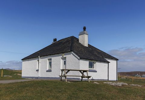 Others Dun Buidhe