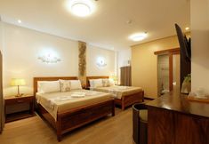 Others 5 Jai-cob's Suites