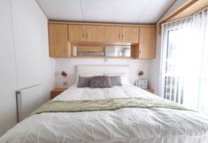 Lain-lain 5 Lakes and Woodlands Overstone Holiday Park