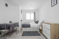 Lainnya Remarkable 1-bed Studio in Dagenham