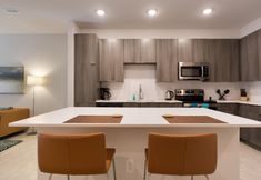 Others 7 S1be Spacious 1-br w Pool Fitness Center and Dog Park