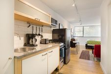 Khác CPD Safe Clean Studio w Free Parking Near Shepherd Center