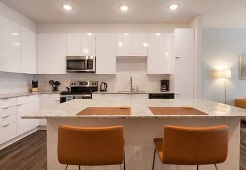 Khác S1bk Affordable Hotel-alternative Perfect for Long Term Stay Near Whole Foods