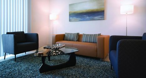 其他 2 S1bd Serviced 1-br w Full Kitchen in Walkable Neighborhood