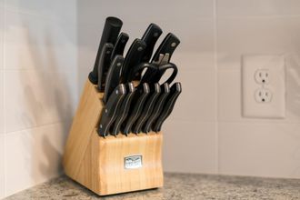 Others 4 S2bb Bright 2-br Midtown Apartment With Pool and Gym