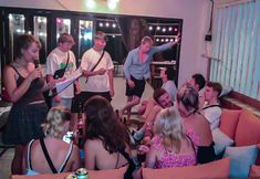 기타 4 Slumber Party Surf Kata Phuket