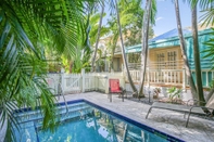Others Paradise Place by Avantstay Key West Old Town Condo w/ Shared Pool