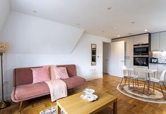 Others 5 Modern and Stylish Apartment in West Kensington