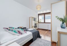 Others 4 Kraków Błonia Apartment by Renters