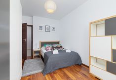 Lain-lain 3 Kraków Błonia Apartment by Renters