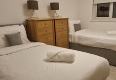 Others 4 The Birchwood Pad by Kasar Stays