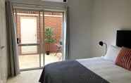 Others 2 Modern 2 Bedroom Apartment in Perth