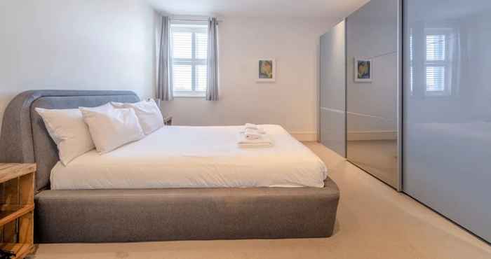 Lain-lain Stylish 1 Bedroom Apartment in Affluent Fulham