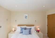 Lain-lain 7 Carbis Sands