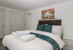 Lainnya 5 Alcombe House