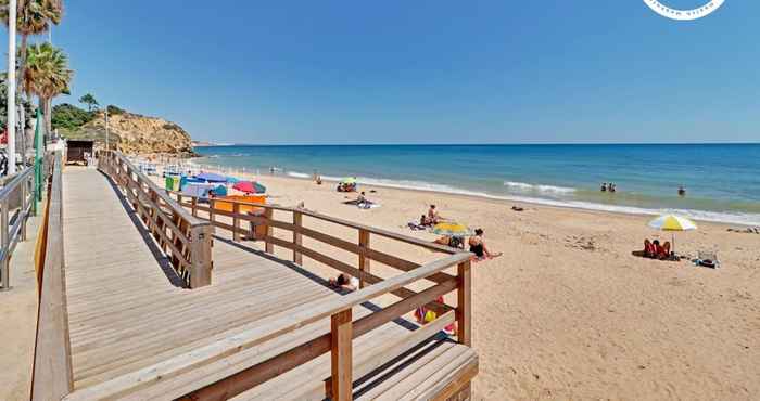 Others Albufeira Beach 1 by Homing