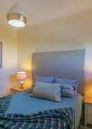 Bilik Faro Airport Flat 5 by Homing