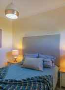 Bilik Faro Airport Flat 5 by Homing