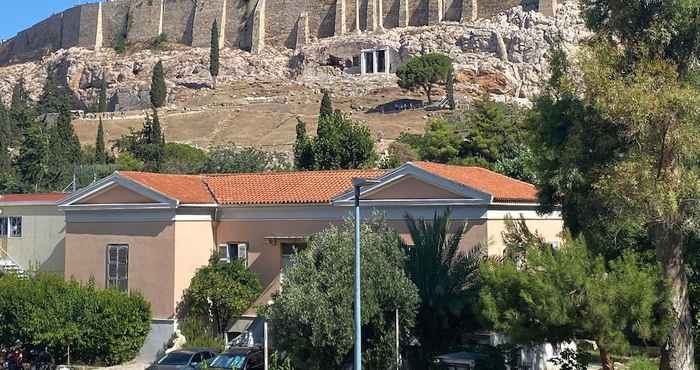 Lain-lain Check Point - Acropolis View B