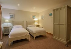 Lainnya 5 Swandown, 2 Blackdown