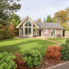 Primary image 1 Swandown, 2 Blackdown, The Bell at Broadway Hotels