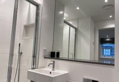 อื่นๆ 2 Chapel - Central Studio Apartment