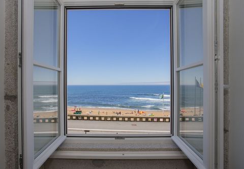 Others Liiiving-Luxury Beachfront Apartment III