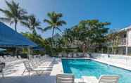 Others 2 Conch Adventure by Avantstay Great Location w/ Patio, Outdoor Dining and Shared Pool! Week Long Stays