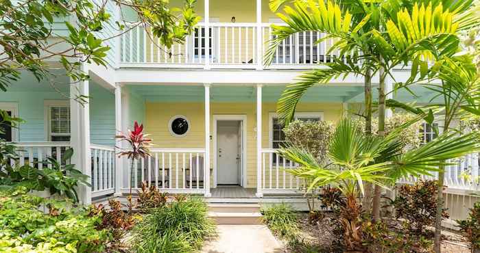 Others Conch Adventure by Avantstay Great Location w/ Patio, Outdoor Dining and Shared Pool! Week Long Stays