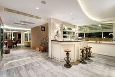 其他 B.equine Range Hotel