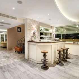 Reception1B.equine Range Hotel,烈士陵园飯店