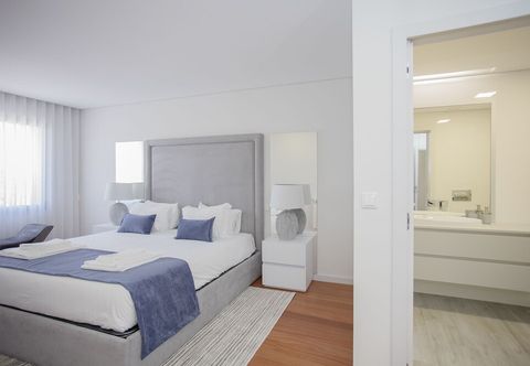 Others Liiiving - Luxury River View Apartment X